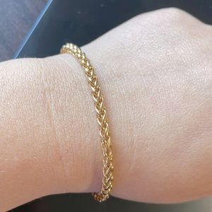 Avon bracelet
